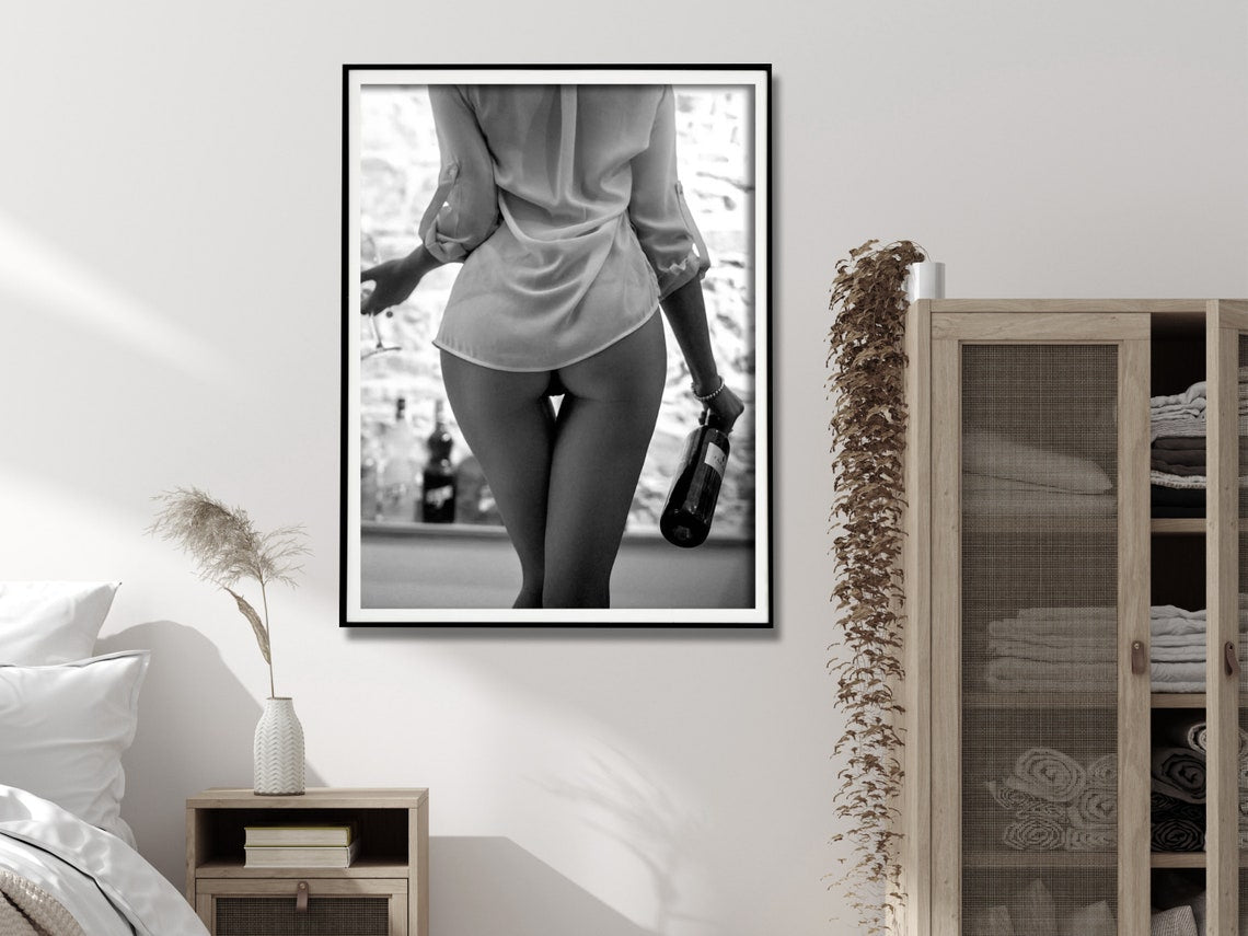 Wall Art 50cmx70cm Woman Drinking Wine , Black and White, Black Frame Canvas