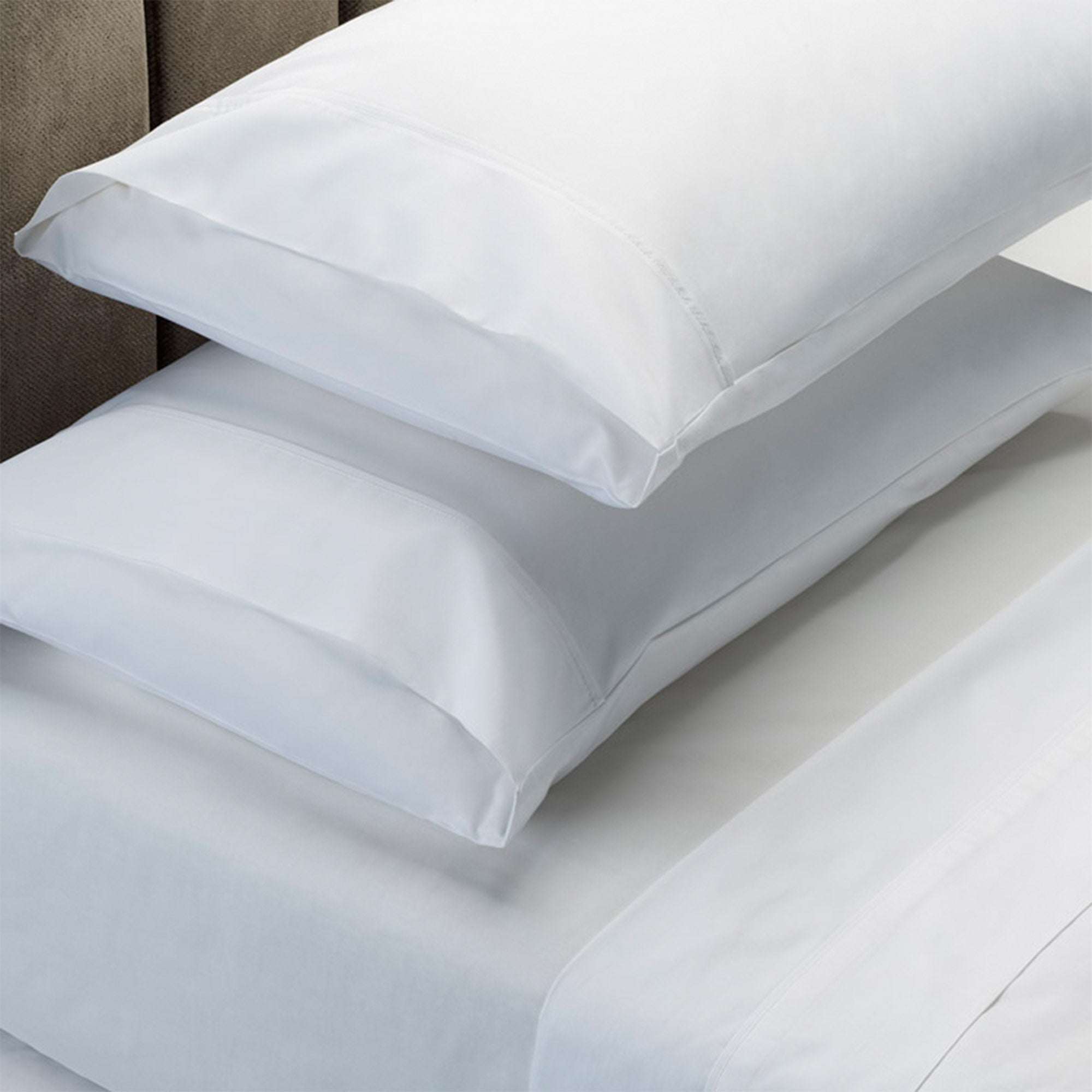 Renee Taylor 1500 Thread Count Pure Soft Cotton Blend Flat & Fitted Sheet Set White Queen