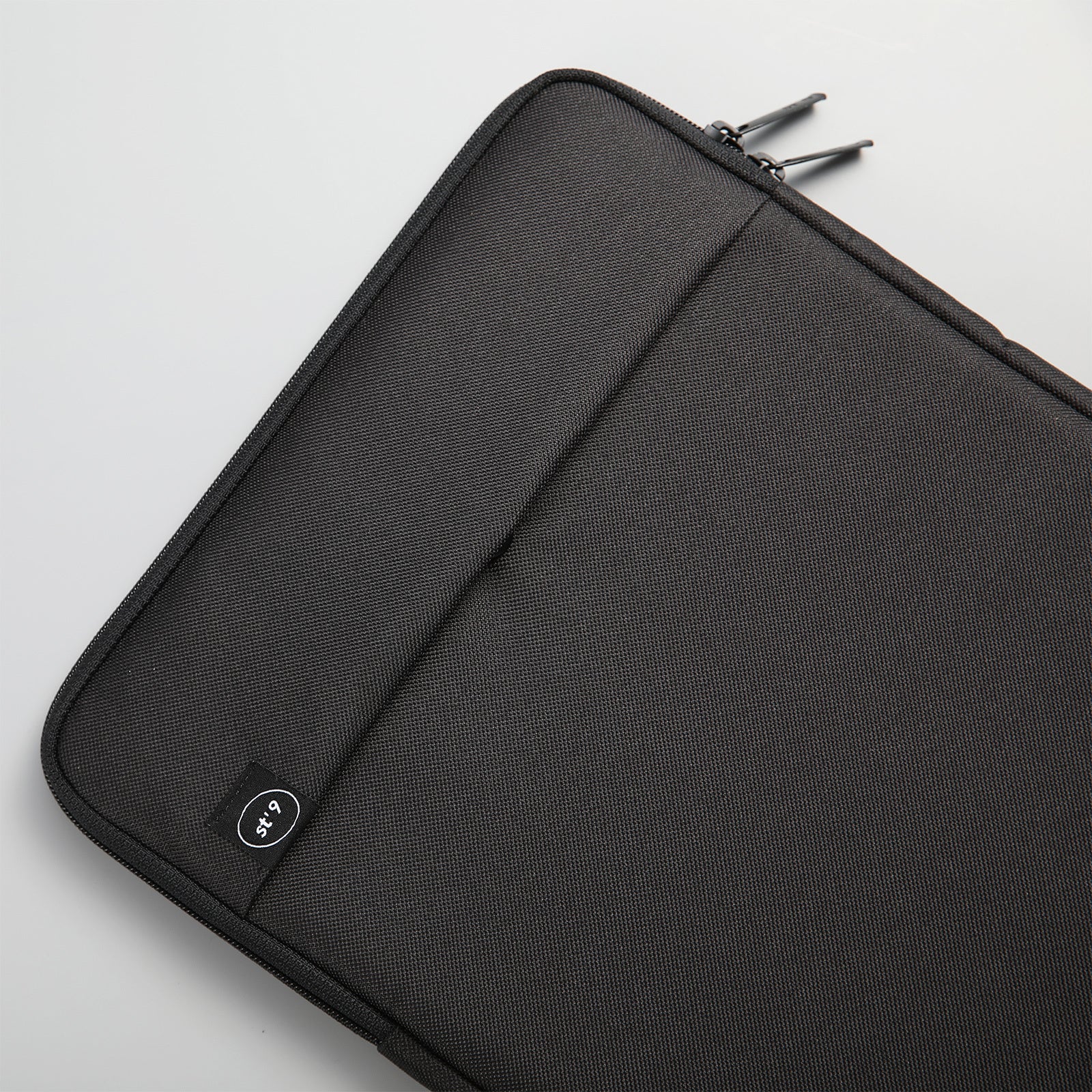 ST'9 L size 15 inch Black Laptop Sleeve Padded Travel Carry Case Bag LUKE