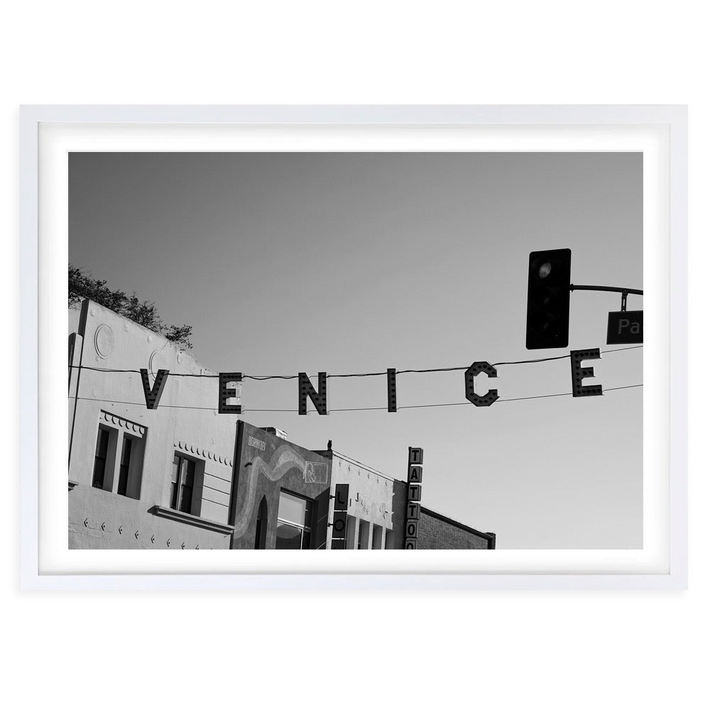 Wall Art's Venice Beach California Large 105cm x 81cm Framed A1 Art Print