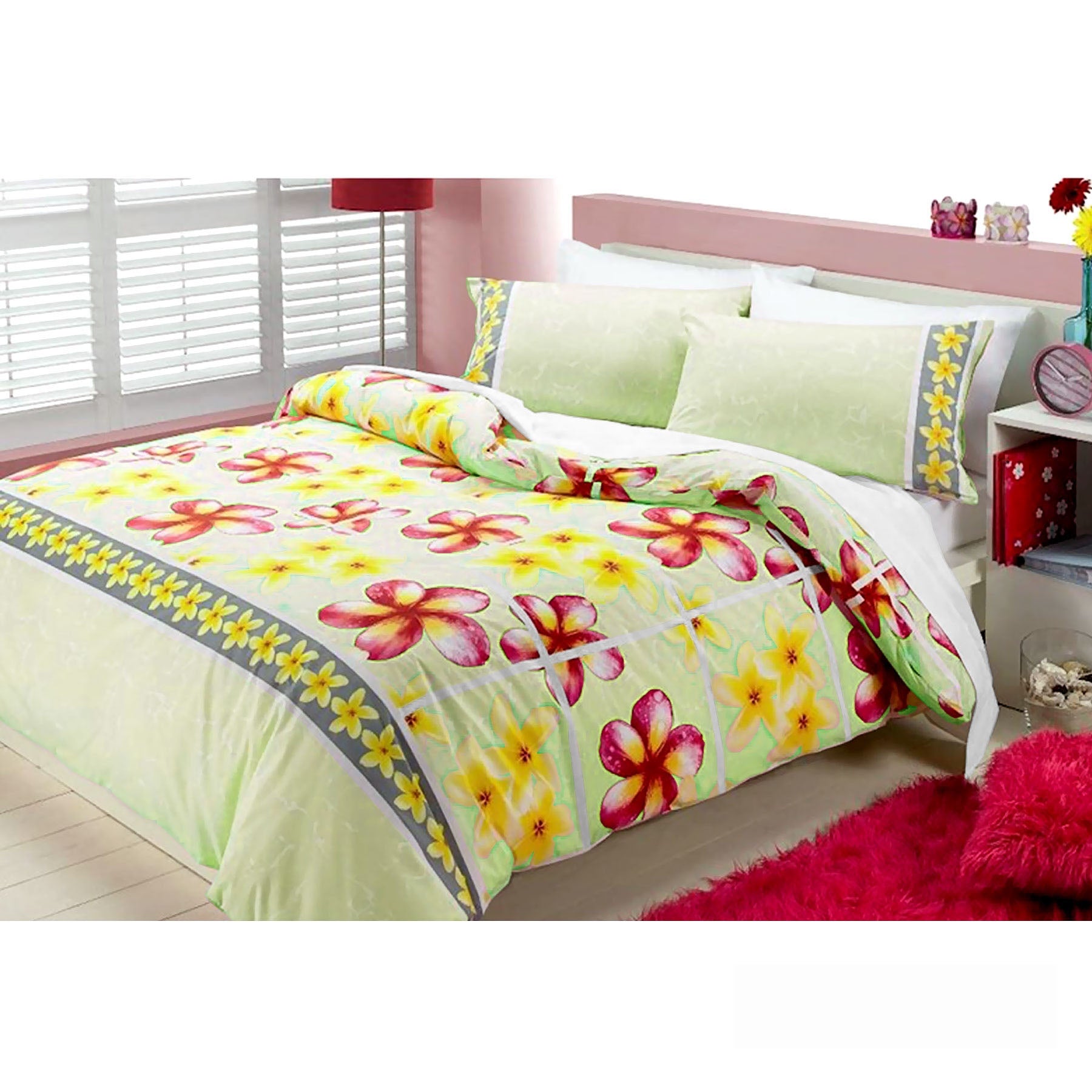 Floating Frangipani Quilt Cover Set Apple Green Single