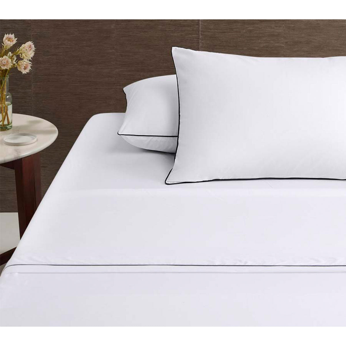 Accessorize White/Black Piped Hotel Deluxe Cotton Sheet Set Queen