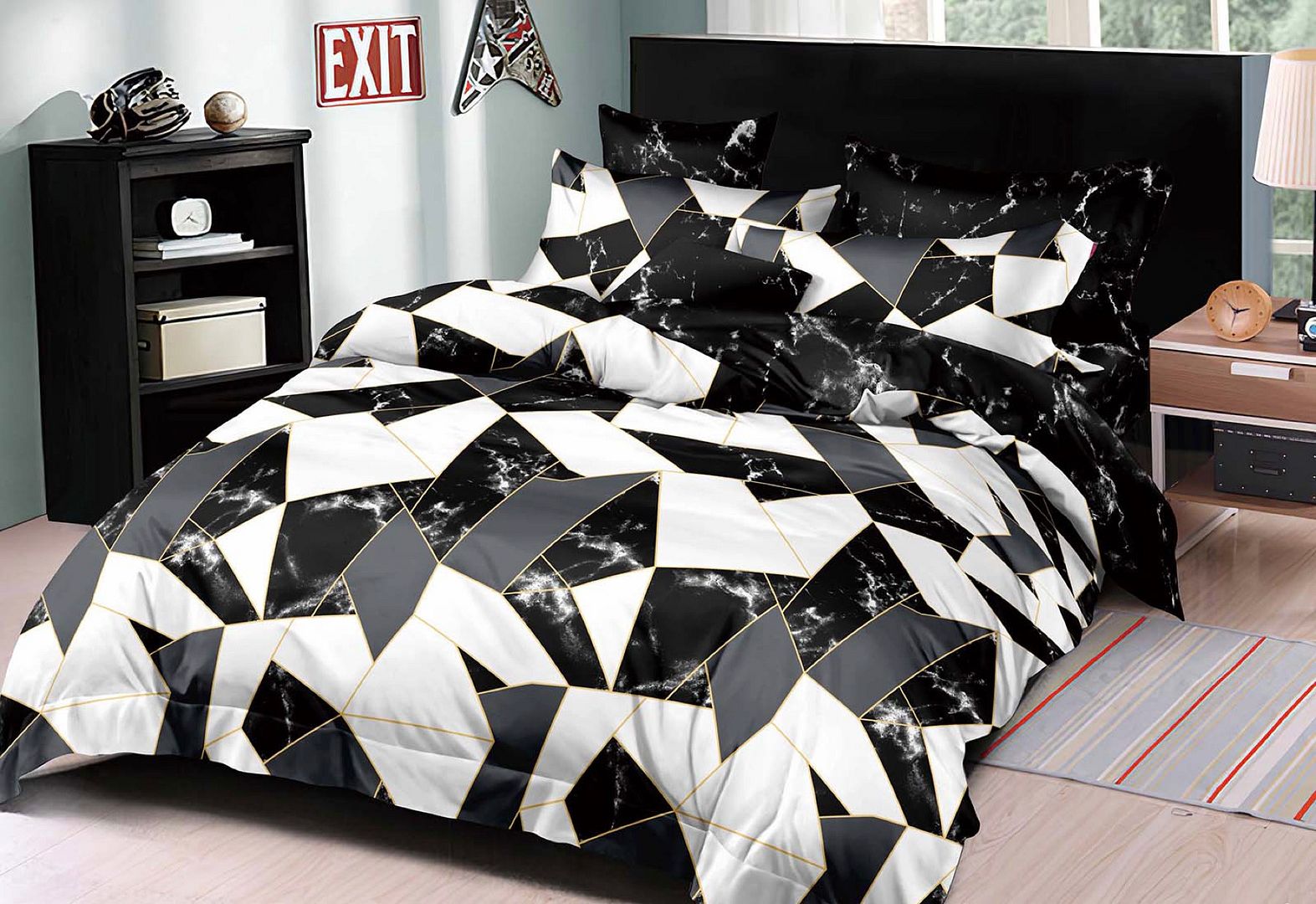 Makoto Super King Size Quilt/Doona/Duvet Cover Set