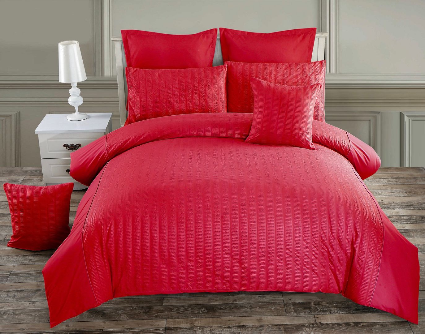 Seersucker Double Size Quilt/Doona/Duvet Cover Set - Red