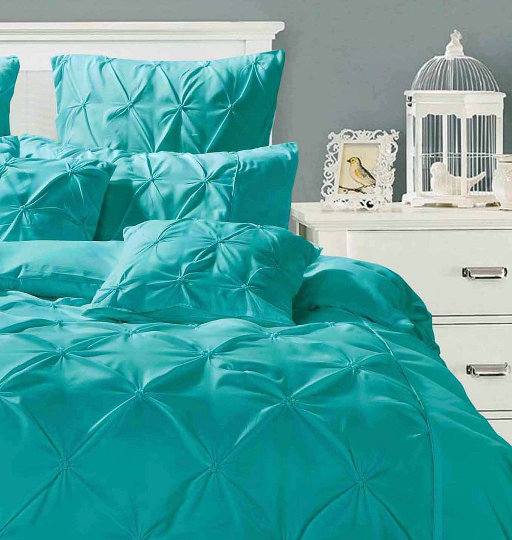 Diamond Pintuck Queen Size Quilt/Doona/Duvet Cover Set - Teal