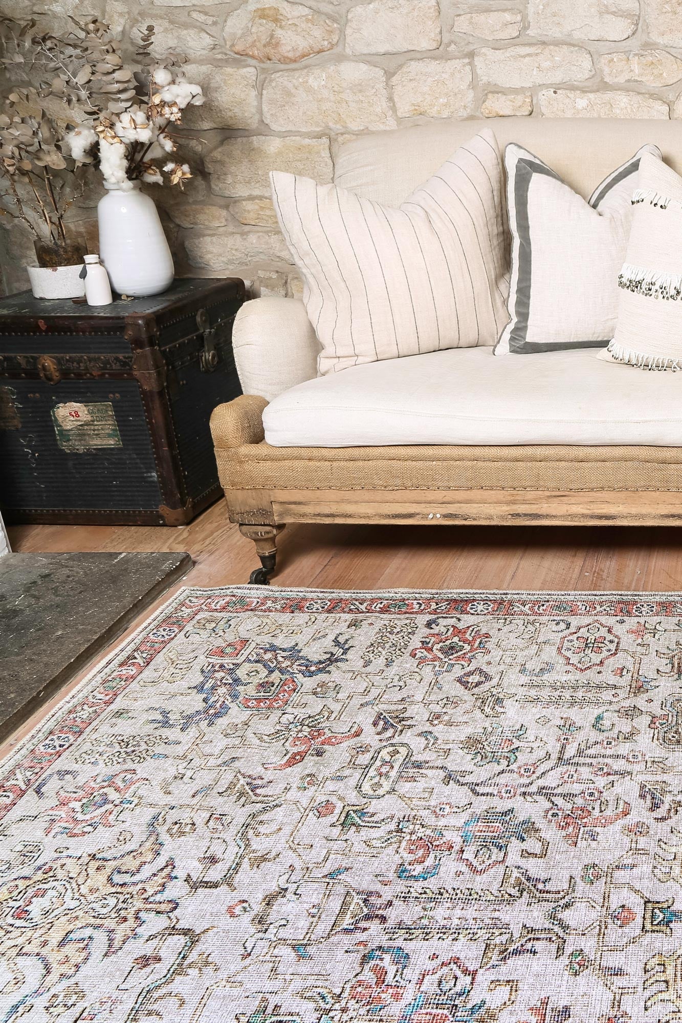 vintage-crown-rudolph-ivory-multi-distressed-vintage-rug